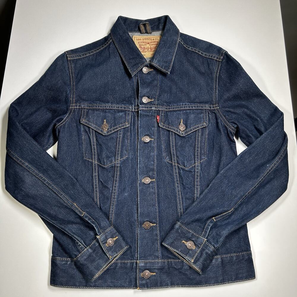 Levi’s 70500 Denim Trucker Jacket Mens M Dark Wash Made In Argentina Vintage